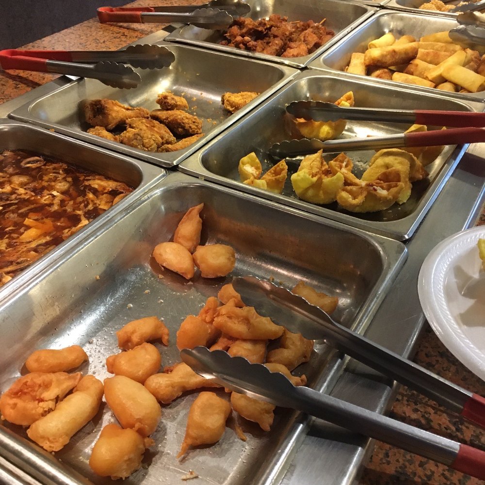 China House Buffet - Food trays weren't refilled or refreshed during a lunch visit. - Chinese Near Me - Saint Charles, Missouri