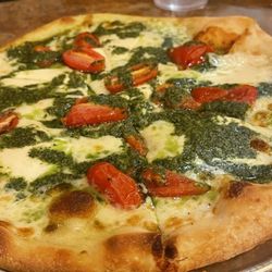 Alfonso's Family Trattoria & Gourmet Pizzeria