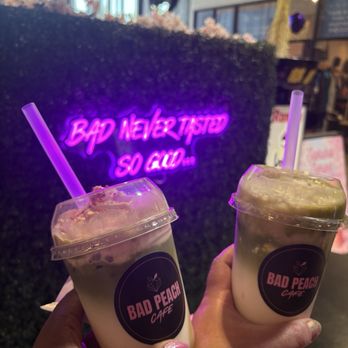 Bad Peach Cafe - Cafes Near Me - Aurora, Colorado