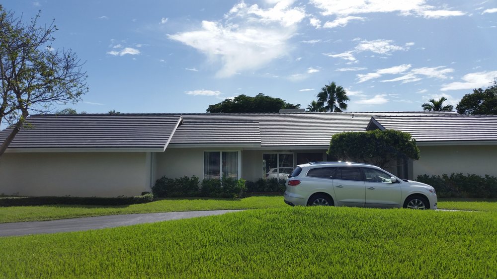 Slide of Del Sol Roofing