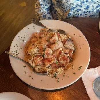 The Mucky Duck - Shrimp and grouper scampi nightly special - Seafood Near Me - Captiva, Florida