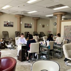 Lyly’s Nail Lounge