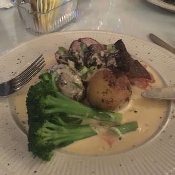 Rebecca's At the Lodge - Crisp veggies, tender meat, and a light sauce to top it all off! - Resorts Near Me - Cloudcroft, New Mexico