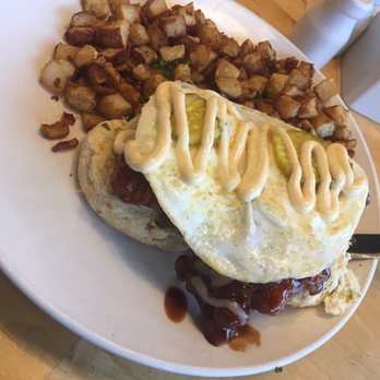 Buttermilk - Alabama hot chicken Benny - Coffee & Tea Near Me - Geneva, Illinois