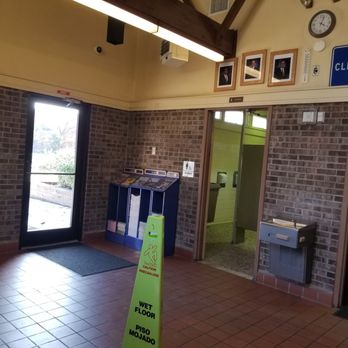 Clinton County Rest Area - Men's and ladie's rooms are clean - Rest Stops Near Me - Loganton, Pennsylvania