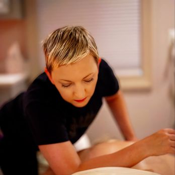 Jessica Oliveira LMT - Jessica applying massage therapy techniques to a client - Massage Therapy Near Me - Mount Washington , Kentucky Jessica Oliveira LMT - Jessica applying massage therapy techniques to a client - Massage Therapy Near Me - Mount Washington , Kentucky