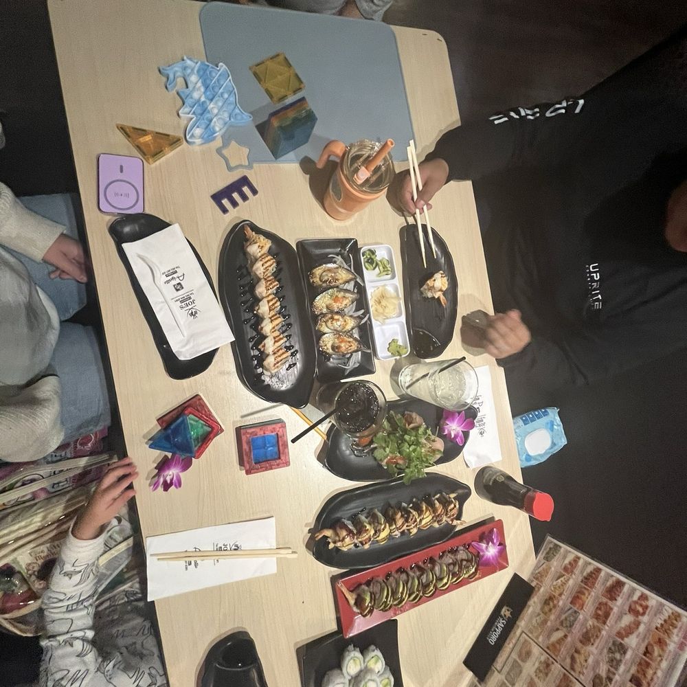 Arigatto Sushi - Sushi Bars Near Me - La Habra, California Arigatto Sushi - Sushi Bars Near Me - La Habra, California