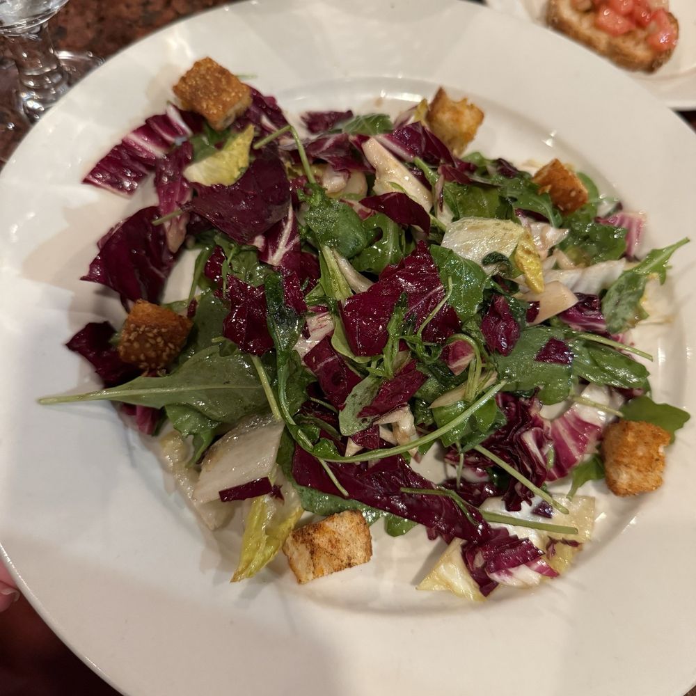 Radicchio Cafe - Insalata Tre Primizie. - Italian Near Me - Philadelphia, Pennsylvania Radicchio Cafe - Insalata Tre Primizie. - Italian Near Me - Philadelphia, Pennsylvania
