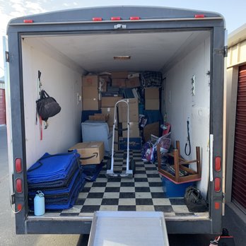 Desert Heroes - Unloading boxes - Movers Near Me