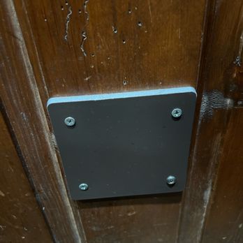 la Madeleine - They cover up the power outlets so you can't charge your devices - Bakeries Near Me - Houston, Texas la Madeleine - They cover up the power outlets so you can't charge your devices - Bakeries Near Me - Houston, Texas