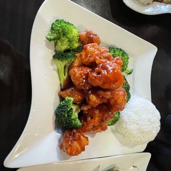 Tsunami Asian Restaurant - General Tso Chicken - Thai Near Me - Honesdale, Pennsylvania Tsunami Asian Restaurant - General Tso Chicken - Thai Near Me - Honesdale, Pennsylvania