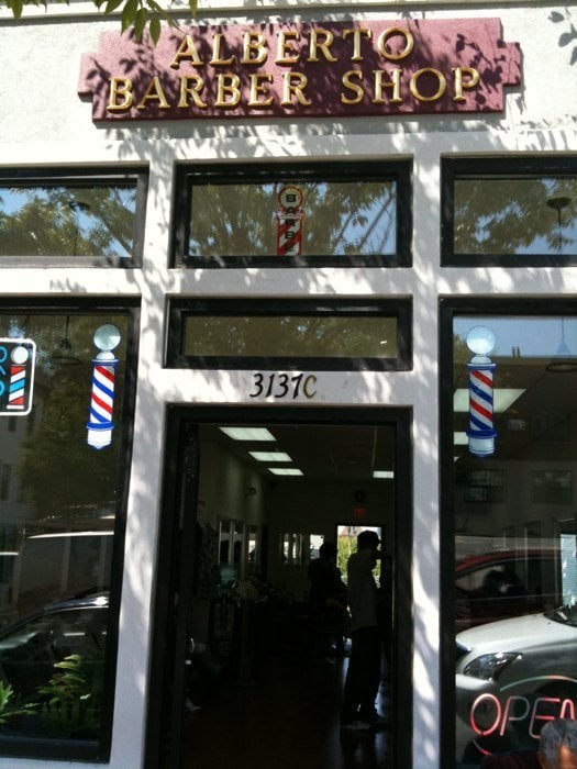 Alberto's Hair Styling Logo