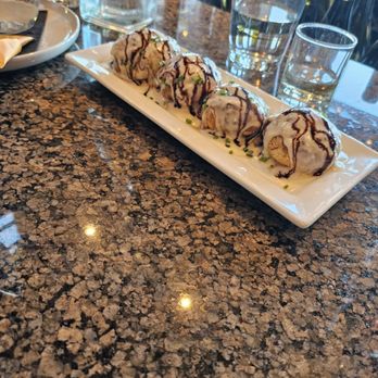 DANCIN Vineyards - Wineries Near Me - Medford, Oregon
