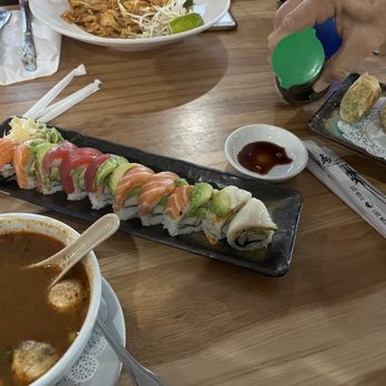 Sake Thai & Sushi Bar - California Roll - Thai Near Me - Hollywood, Florida Sake Thai & Sushi Bar - California Roll - Thai Near Me - Hollywood, Florida