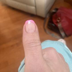 Sleek Nails and Spa - Gel manicure