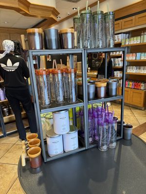 The Coffee Bean & Tea Leaf by null