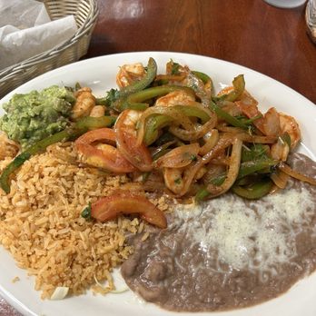 Casa Mendoza - Shrimp fajitas - Mexican Near Me - Three Rivers, California Casa Mendoza - Shrimp fajitas - Mexican Near Me - Three Rivers, California