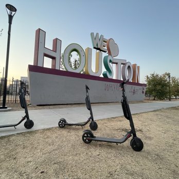 iSkootz Tours - We love Houston sign - Scooter Rentals Near Me - Houston, Texas iSkootz Tours - We love Houston sign - Scooter Rentals Near Me - Houston, Texas