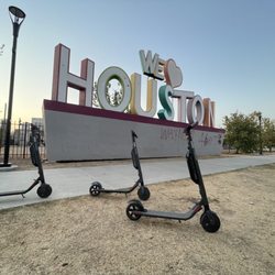 iSkootz Tours - We love Houston sign