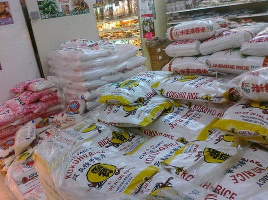 Chang Jiang Supermarket by null