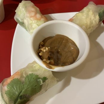 Pho Golden - Spring rolls - Vietnamese Near Me - Niagara Falls, New York