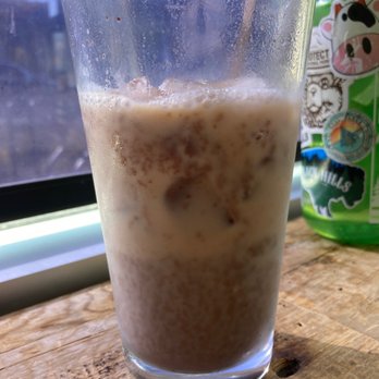 Barriques - Middleton - Iced Chai Latte - Coffee & Tea Near Me - Middleton, Wisconsin