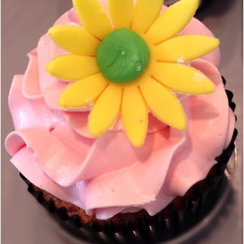 Pink Ribbon - Cafes Near Me - Hamburg, HH Pink Ribbon - Cafes Near Me - Hamburg, HH