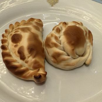Café de los Angelitos - Empanadas - Gastropubs Near Me - Buenos Aires, C Café de los Angelitos - Empanadas - Gastropubs Near Me - Buenos Aires, C