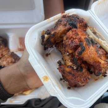 Phil's BBQ - wings - Barbeque Near Me - San Diego, California