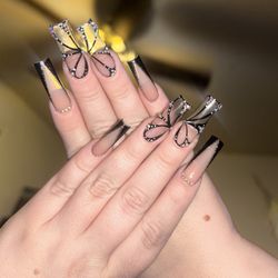 NT Nail Spa - Beautiful nails done by Roy!
