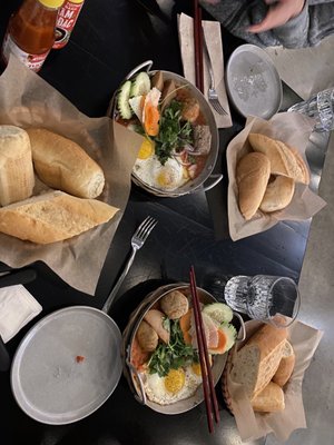 Ông Lắm Bistro by null