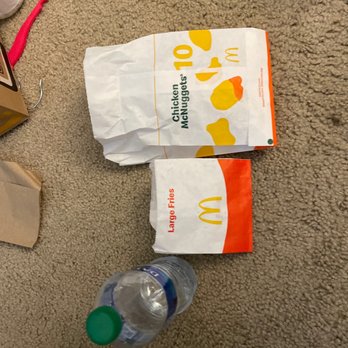 McDonald's - This is what was delivered to me. - Fast Food Near Me - San Carlos, California McDonald's - This is what was delivered to me. - Fast Food Near Me - San Carlos, California