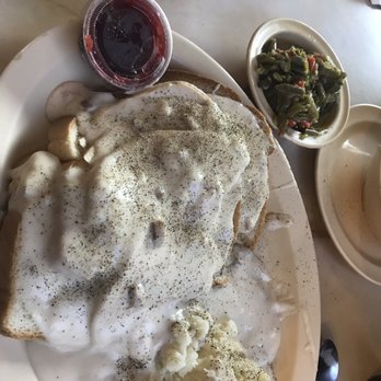 Arthur's Restaurant - Open faced turkey sandwich with country gravy - Breakfast & Brunch Near Me - Mentone, California