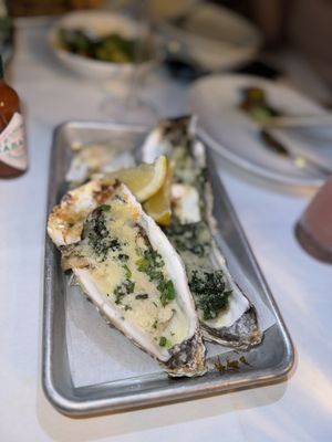EMC Seafood & Raw Bar by null