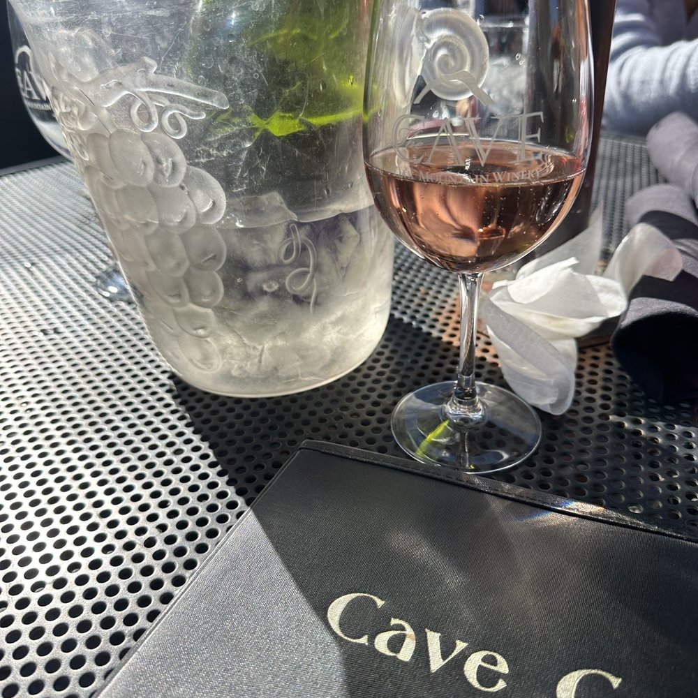 Oak Mountain Winery - Raspberry Sparkling Wine. - Wineries Near Me - Temecula, California Oak Mountain Winery - Raspberry Sparkling Wine. - Wineries Near Me - Temecula, California