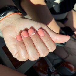 Coco Nails - Dip Powder Manicure