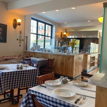 Apizza - Beautiful! - Italian Near Me - New Paltz, New York
