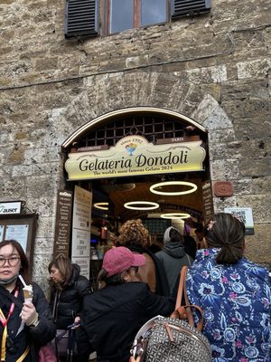 Gelateria Dondoli by null