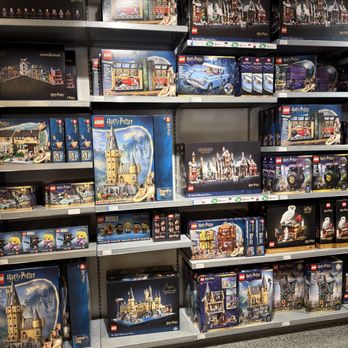 Lego - Harry Potter - Toy Stores Near Me - Lake Buena Vista, Florida