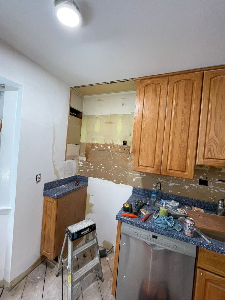 Slide of Tony Semo Contractor