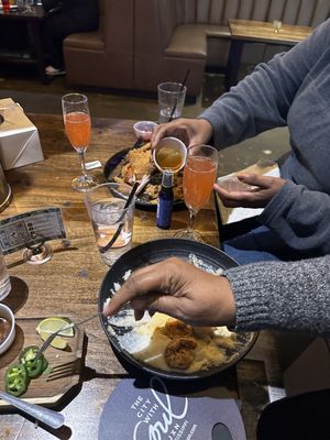 Izkina Restaurant & Lounge by null