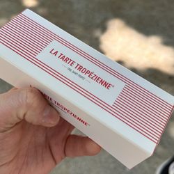 La Tarte Tropézienne - La Tarte Tropézienne