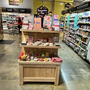 Lazy Acres Market - Health Markets Near Me - Hermosa Beach, California Lazy Acres Market - Health Markets Near Me - Hermosa Beach, California