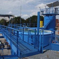 International Diving Institute - International Diving Institute diving tanks