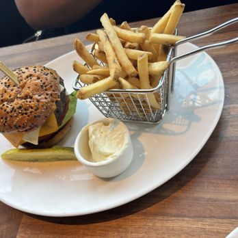 Yard House - Cheese burger w fries - New American Near Me - Bakersfield, California Yard House - Cheese burger w fries - New American Near Me - Bakersfield, California