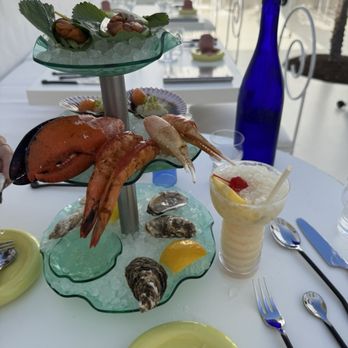 CENTO Raw Bar - Seafood tower - Seafood Near Me - Los Angeles, California CENTO Raw Bar - Seafood tower - Seafood Near Me - Los Angeles, California