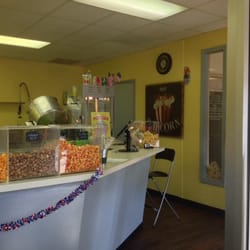 Lady's Gourmet Popcorn - Inside