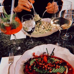 Mae Aurel - Artnerpetraa: Breakfast for dinner at @maeaurel