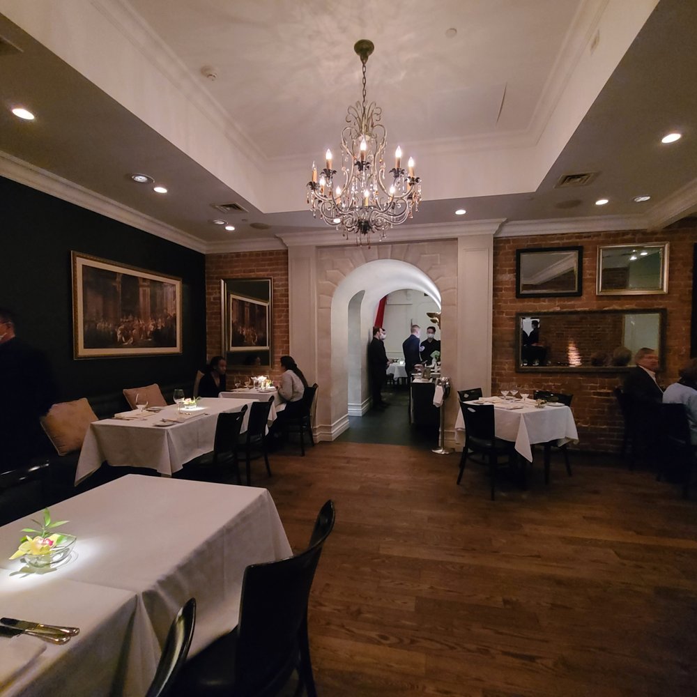 Restaurant Bonaparte - French Near Me - Montreal, Quebec Restaurant Bonaparte - French Near Me - Montreal, Quebec