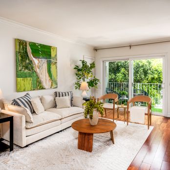 Studio Ana Maya - Living room - Home Staging Near Me Studio Ana Maya - Living room - Home Staging Near Me